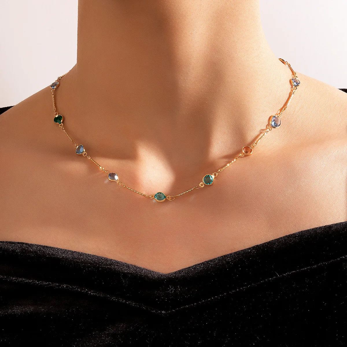 Elegnct Green Crystal Stone Clavicle Chain Necklace