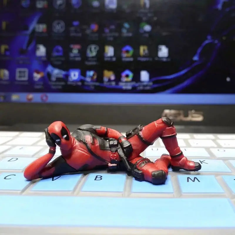 Desk Decoration Deadpool Figure Toys